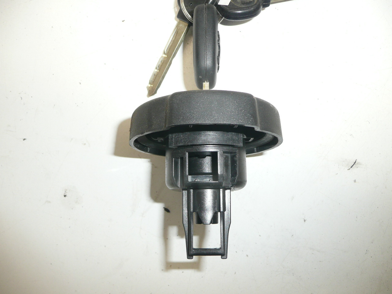 Tankdæksel med nøgle Citroën Peugeot 1508L7