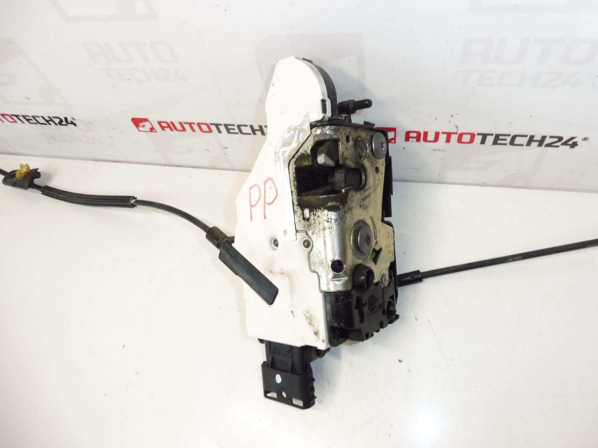 Dørlås til forreste højre dør Citroën C4 Grand Picasso 9136Y8 - Billede 2