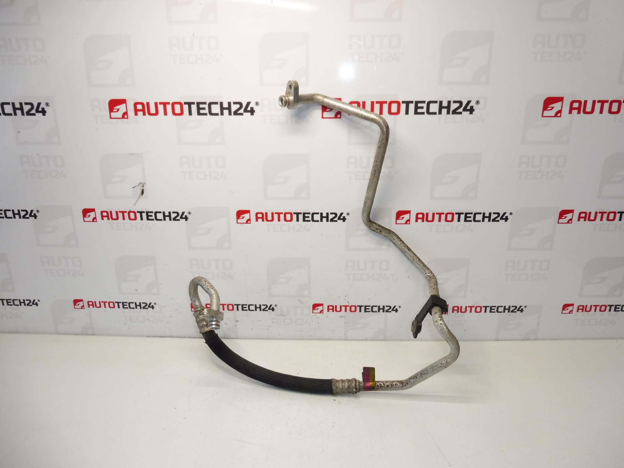 Klimarør Citroën C-Elysee Peugeot 301 9674395480