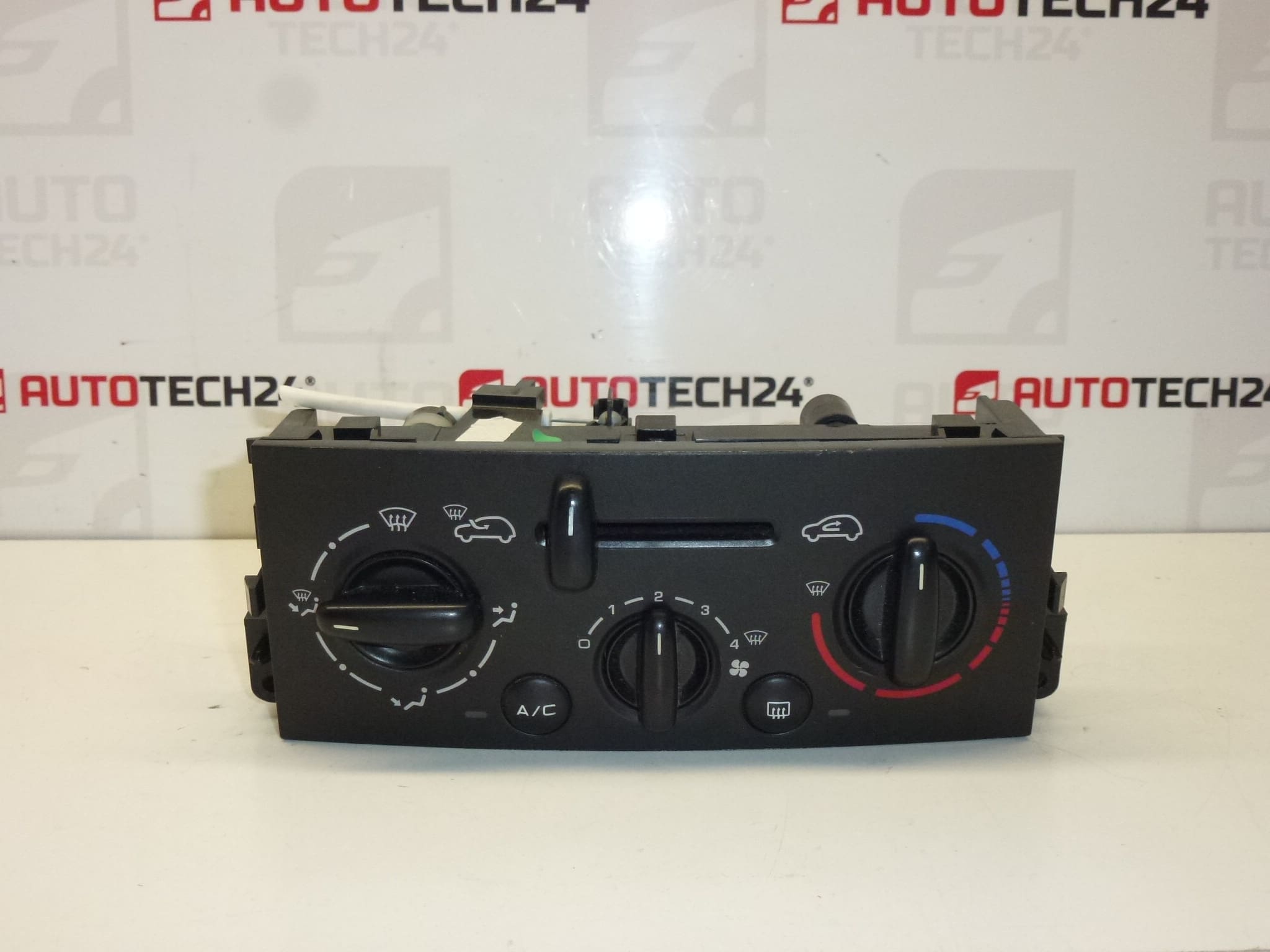 Peugeot 207 klimaanlæg varmestyring N102079B 6451TK