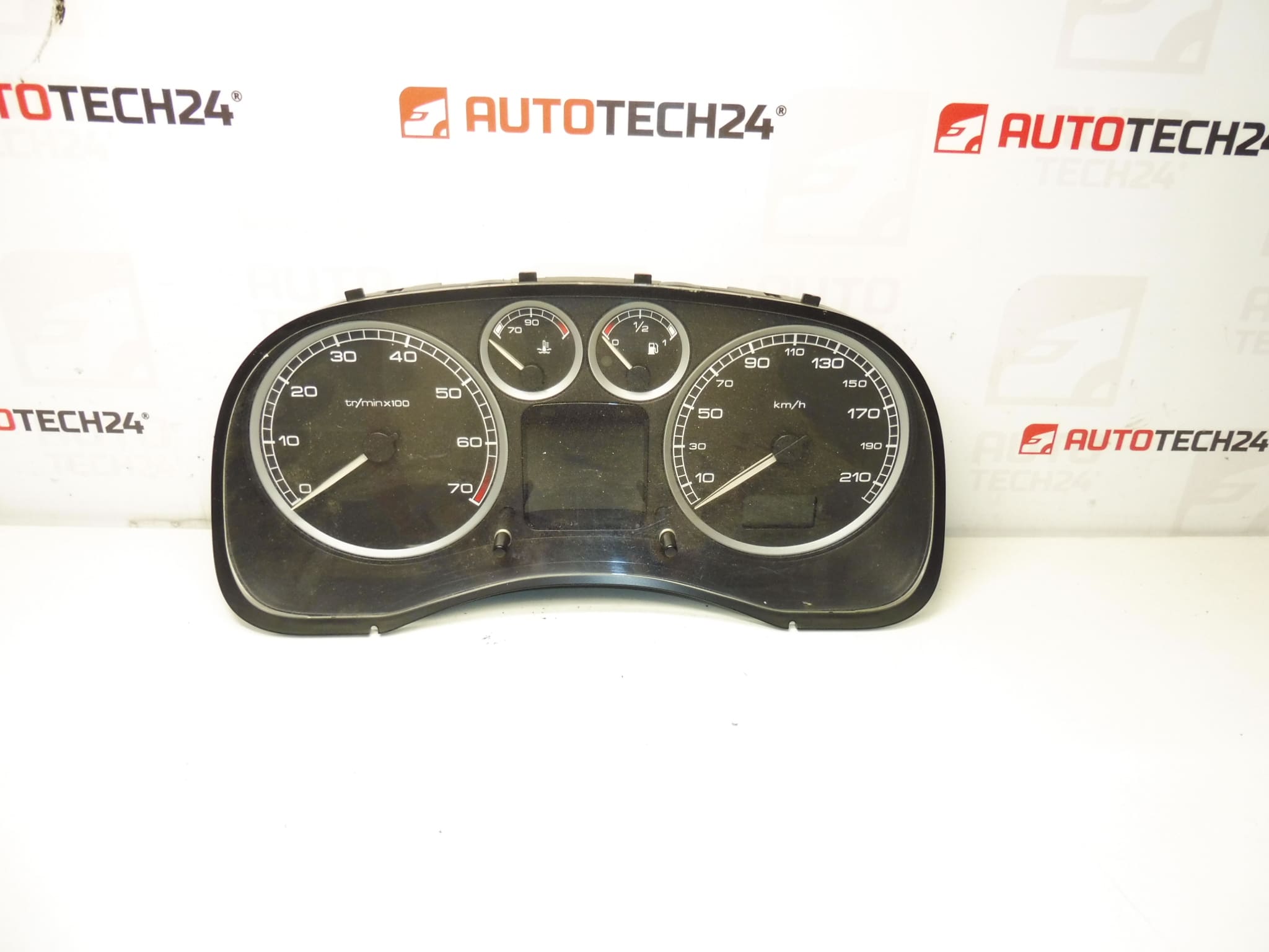 Peugeot 307 Tachometer kilometertal 198.000 km 9636708280 6103F7