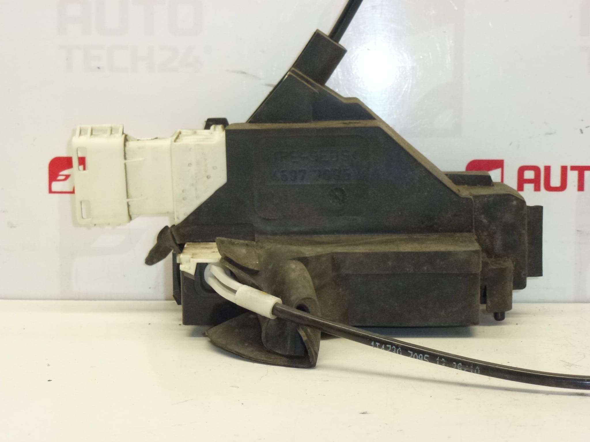 Lås Til Venstre Dør Til Peugeot 407 9686691980 9137Q7 - Billede 2