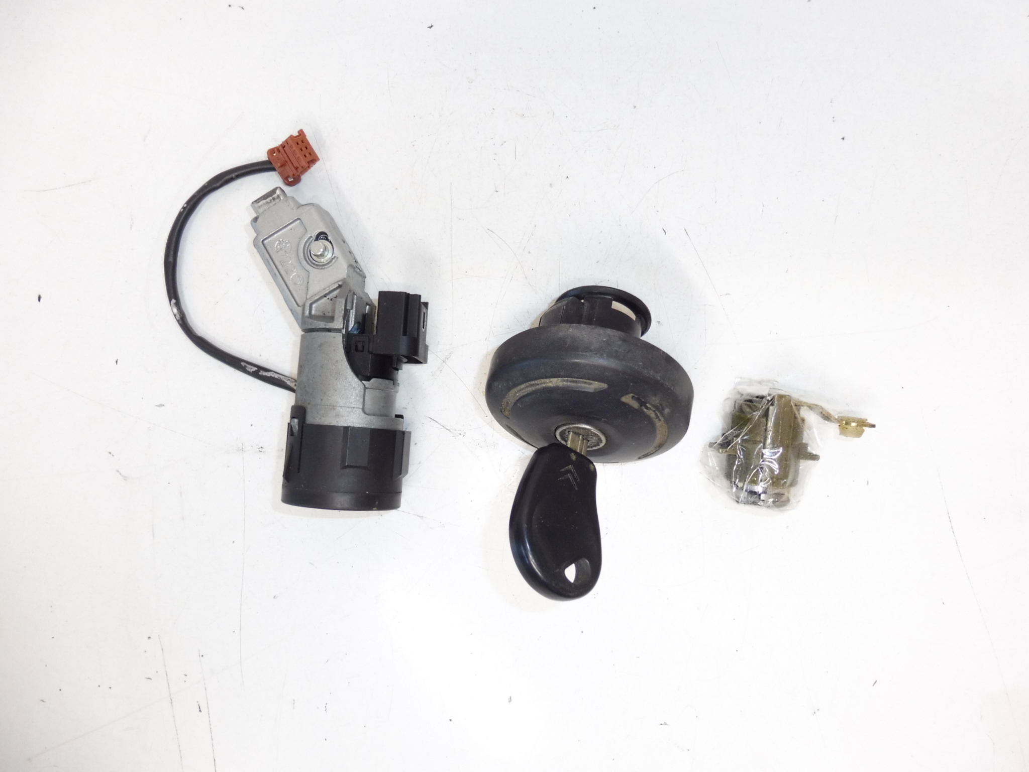 Sæt Af Låse + 1 Nøgle Citroën C5 05-07 4162HE