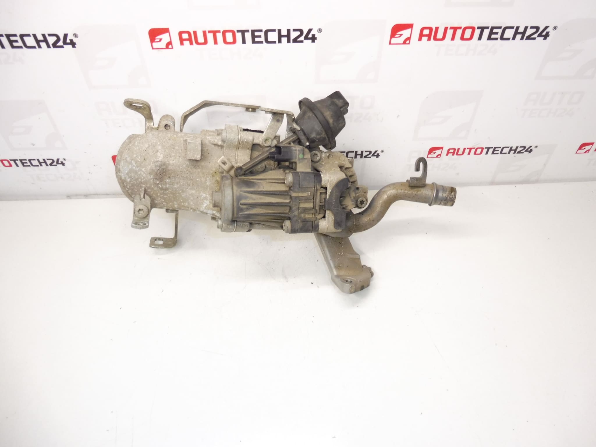 EGR -ventil 1.4 HDI 1.6 HDI kilometertal 83000 km Citroën Peugeot 9802194080