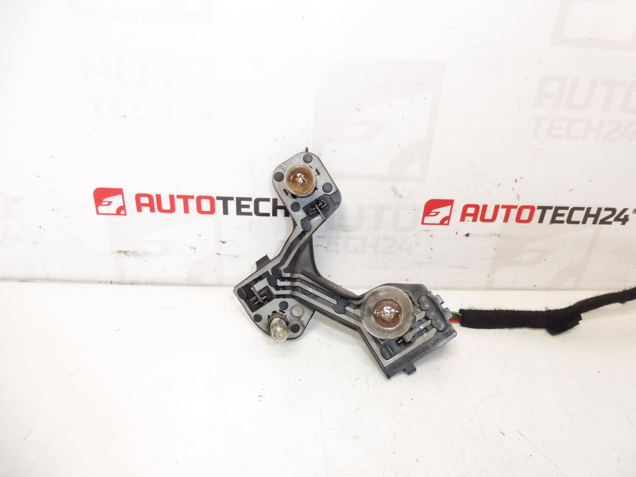 Bagsiden til baglys indre Citroën C5 X7 9671811480 6351JR