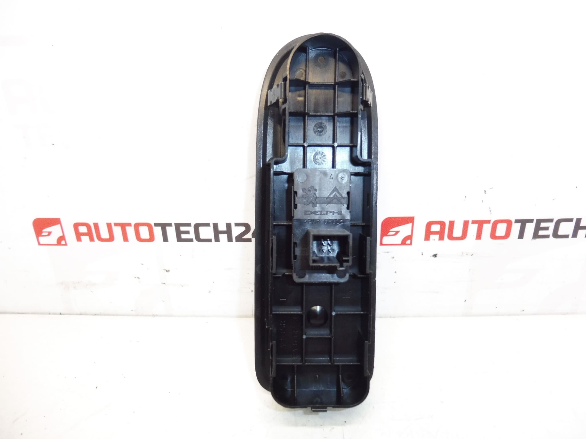 Vinduesbetjening Citroën C5 X7 PEUGEOT 508 96661102XT 6490Y8 - Billede 2