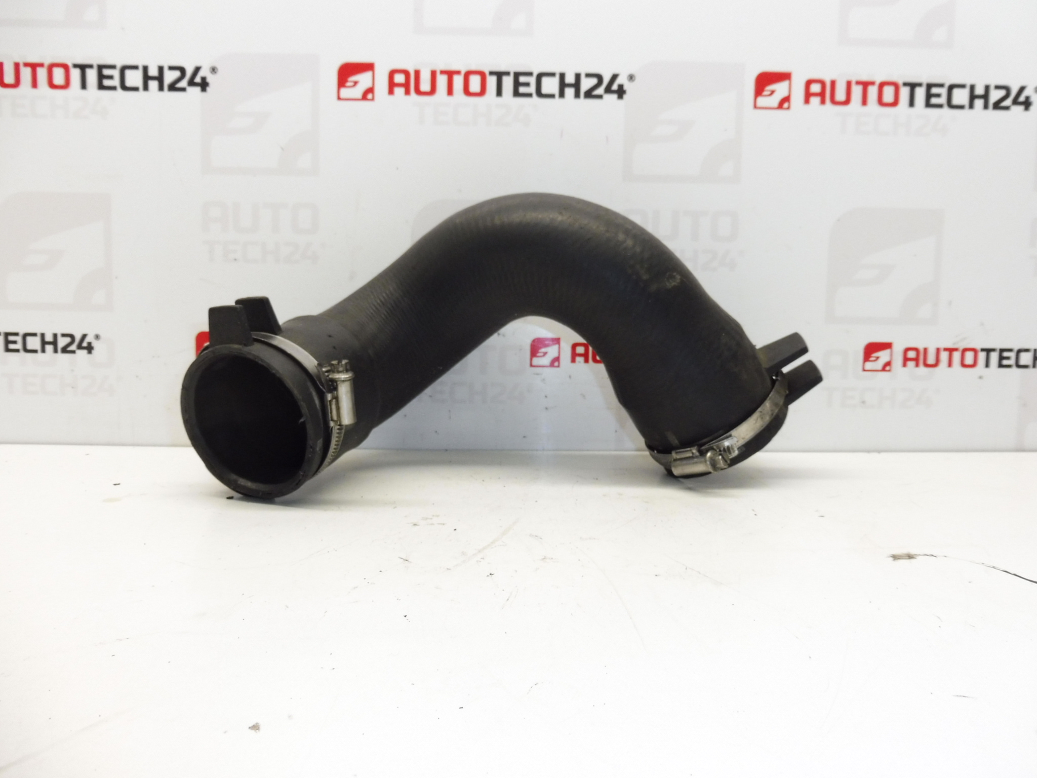 Lufttilslutning intercooler Citroën Peugeot 2.0 HDI 0382HA