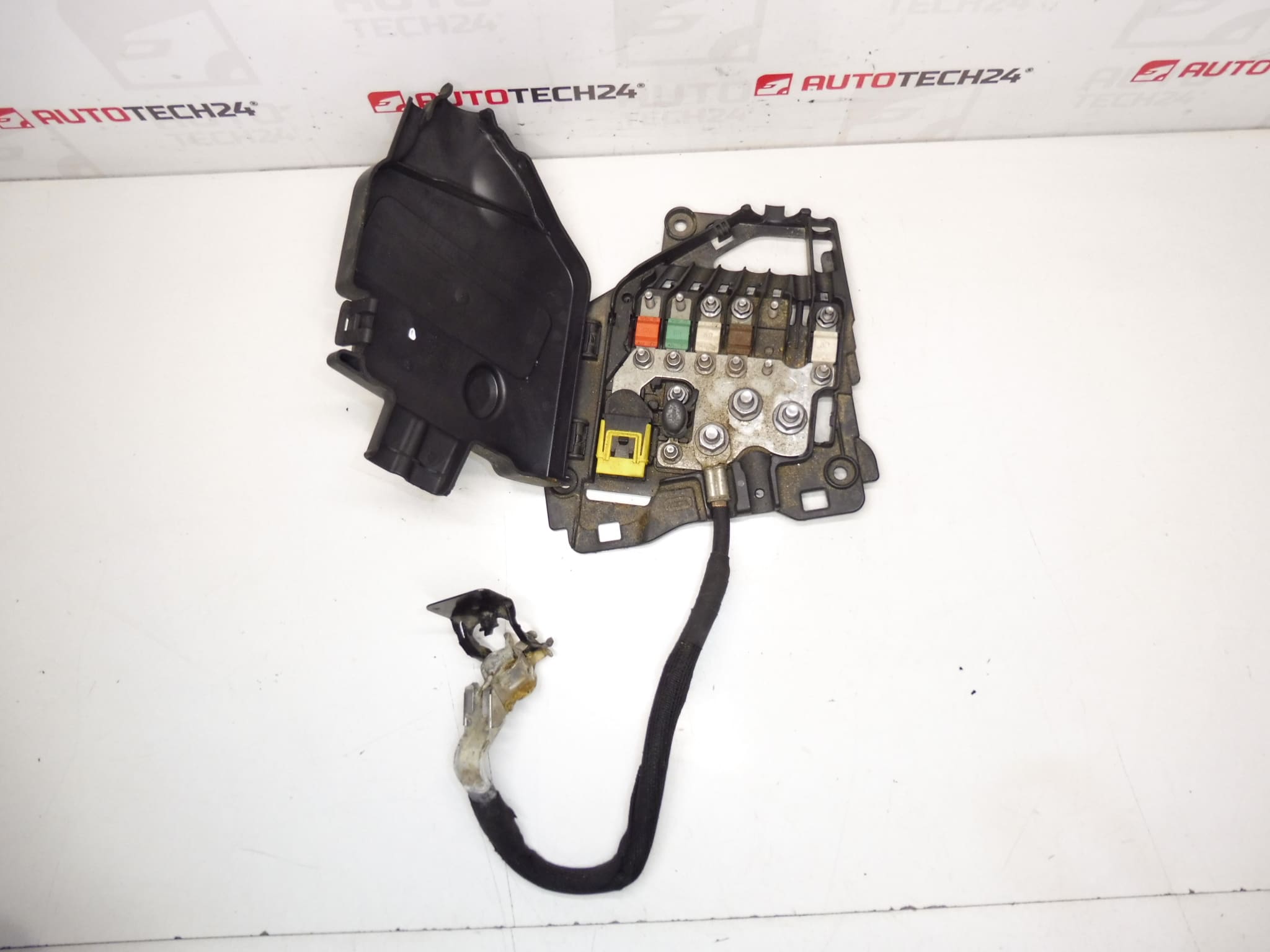 Citroën Peugeot 9801147680 66652X Sikringsmodul