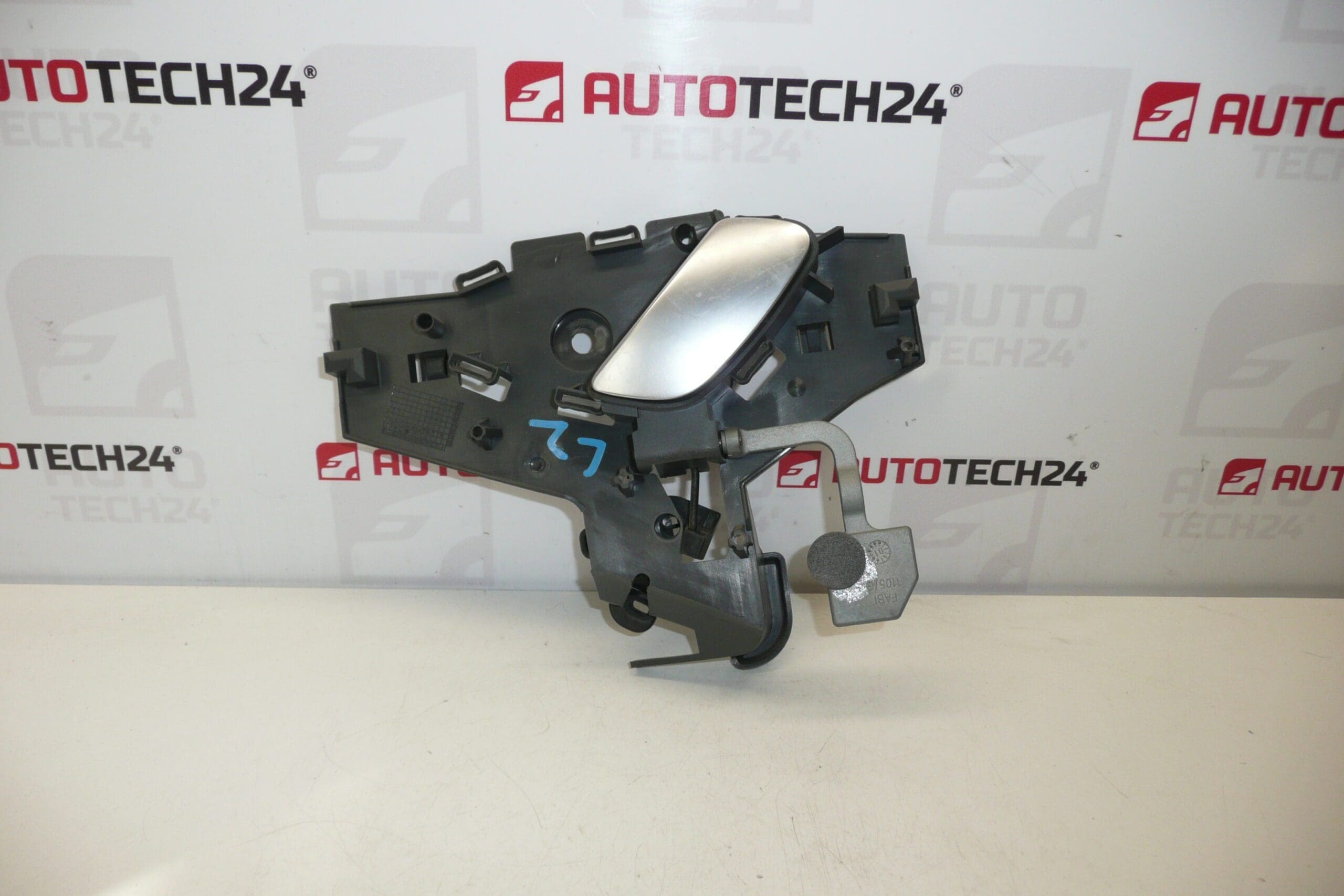 Indvendigt håndtag på venstre bagdør Citroën C5 I og II 9641315777