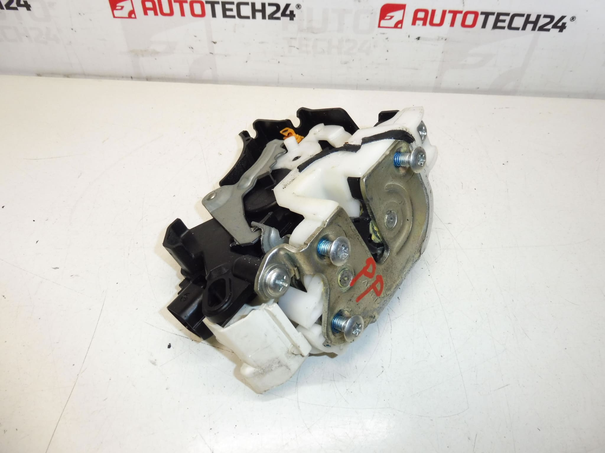 Citroën C-Crosser / Peugeot 4007 højre fordør 9136CQs - Billede 2