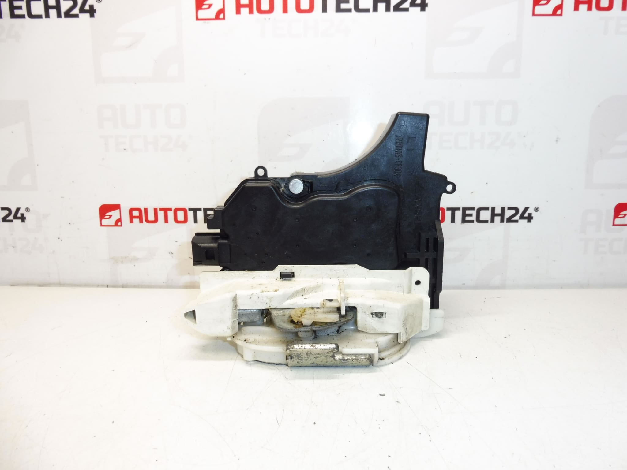 Venstre hoveddørlås Citroën C-Crosser Peugeot 4007 9135cc