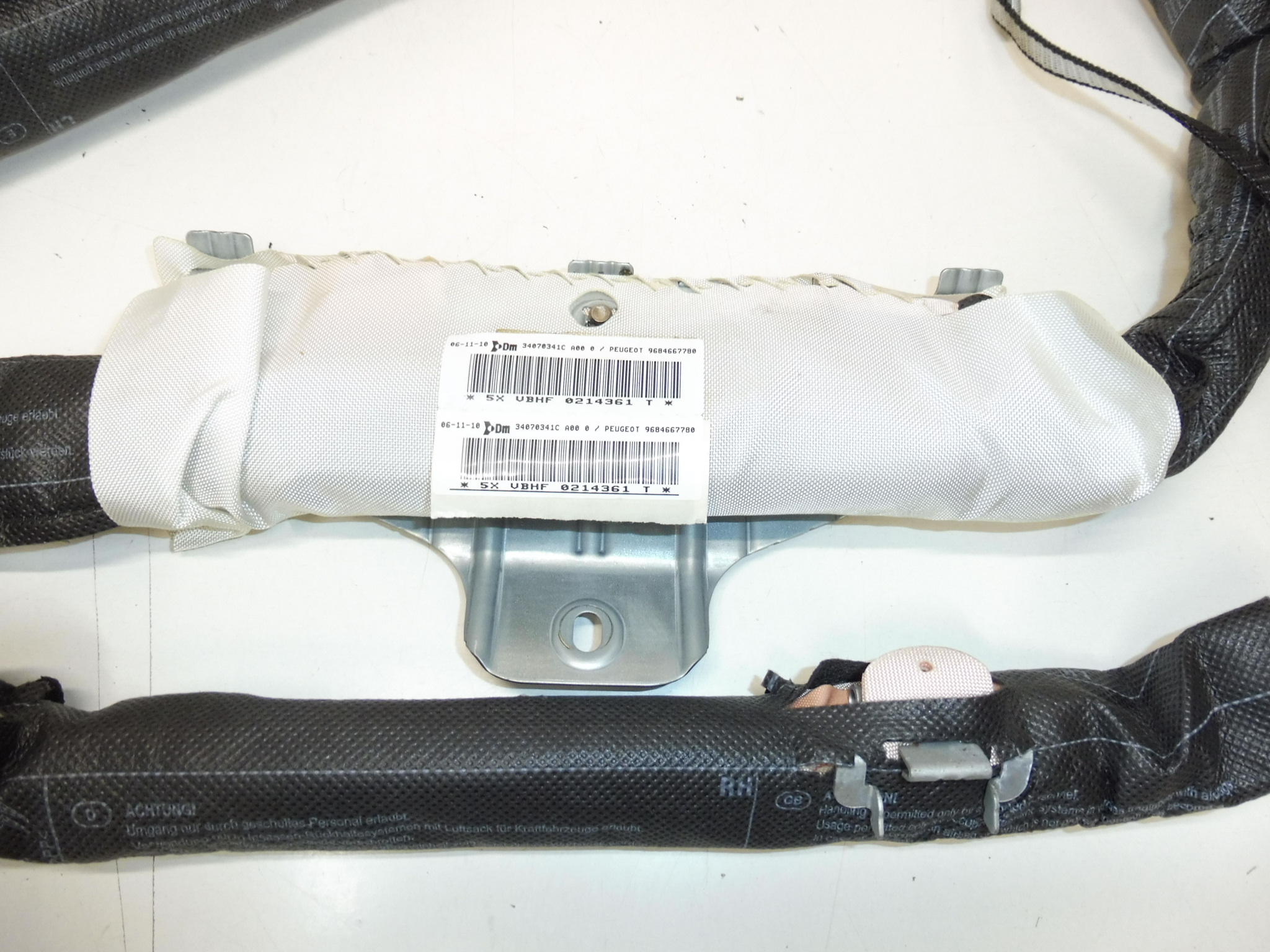 Sideloftsairbag højre Peugeot 3008 5008 9684667780 8335WP