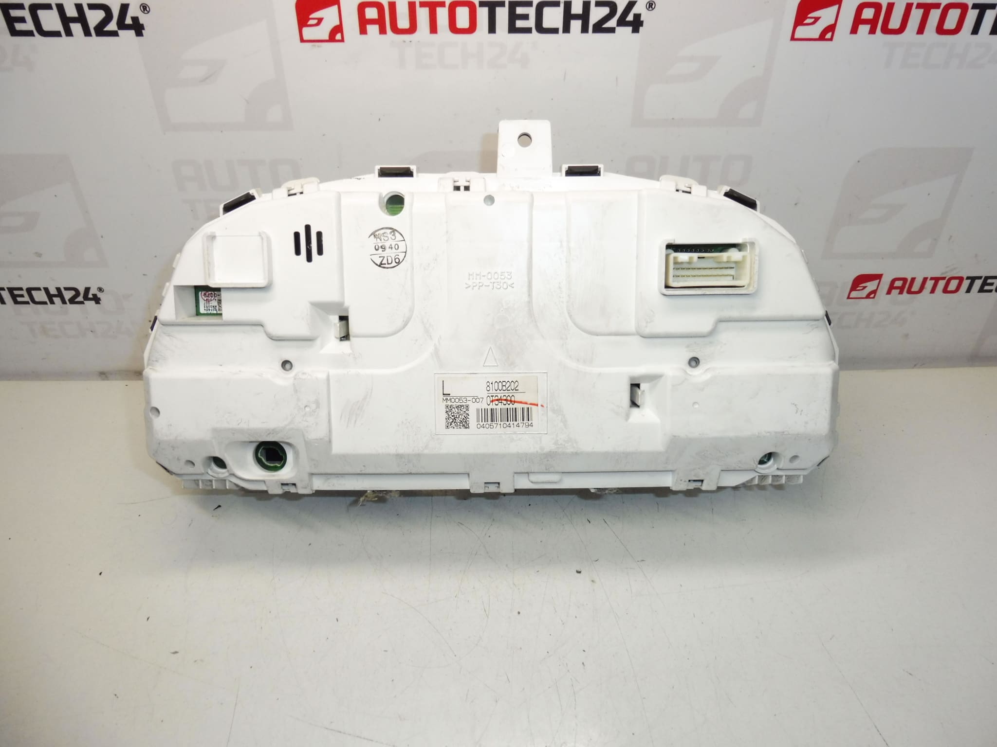 Tachometer 247000 km Citroën C-Crosser Peugeot 4007 8100B202 6103Gn - Billede 2