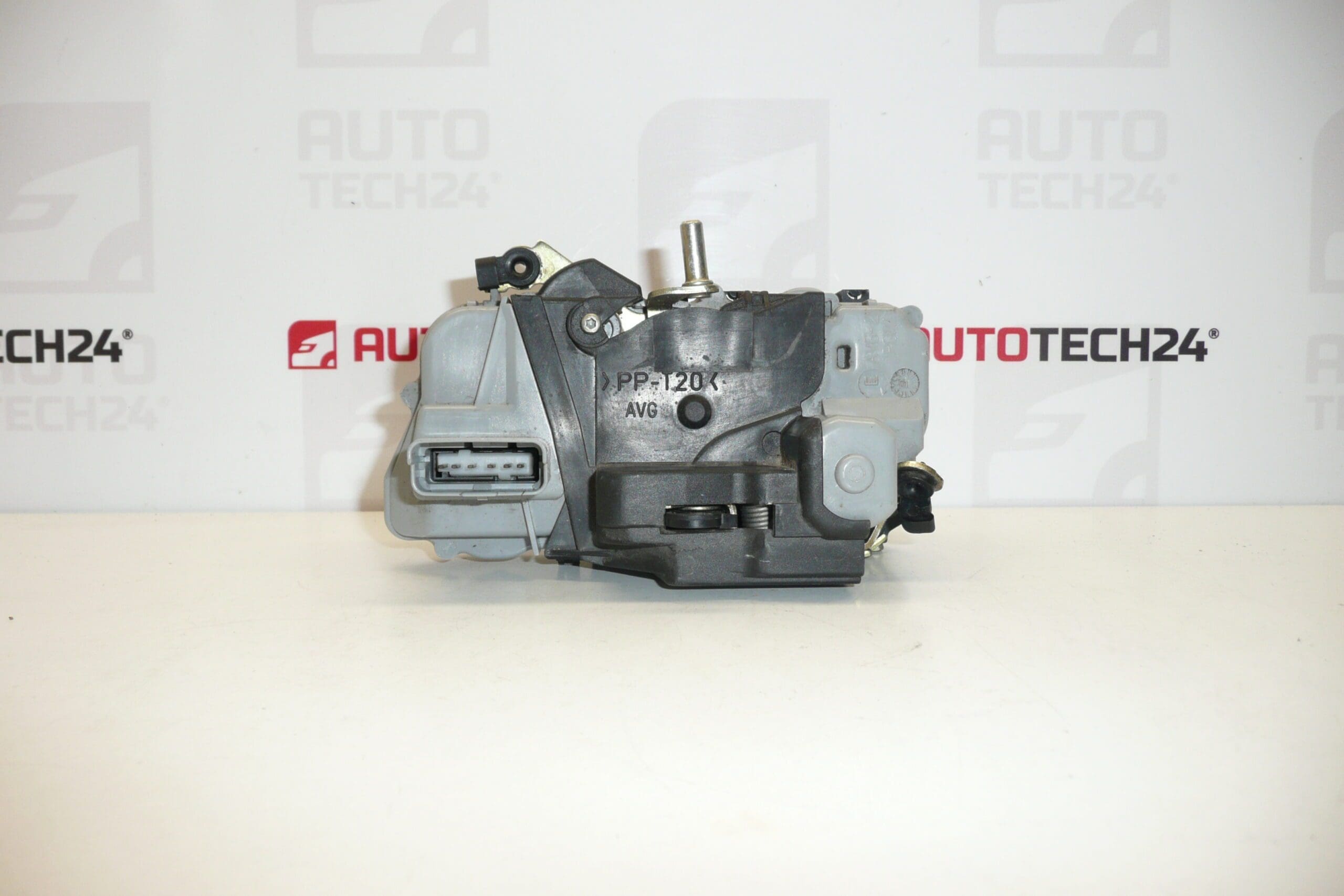 Venstre fordørslås Citroën Xsara Picasso 9135H5