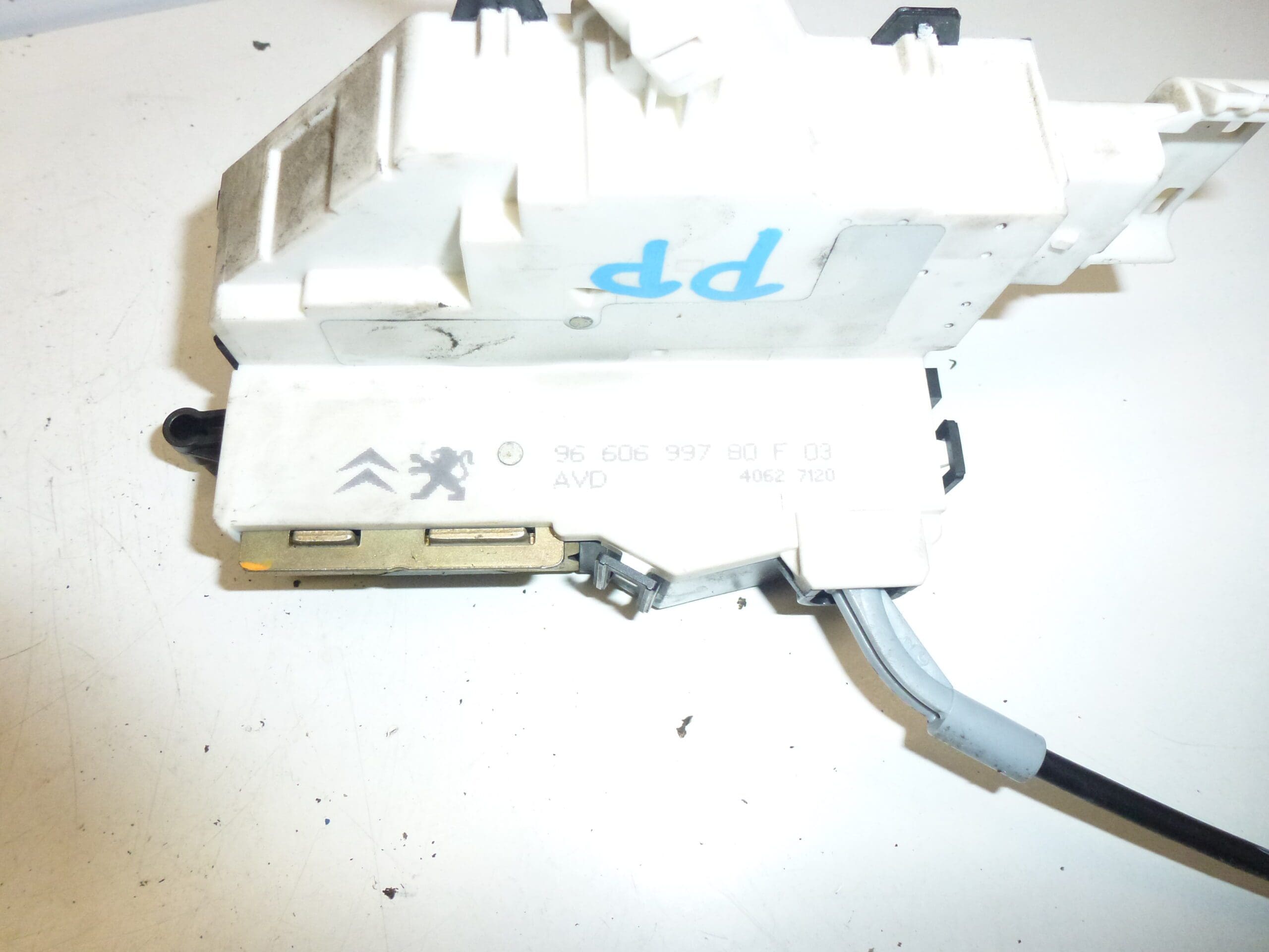 Højre fordørslås Citroën C4 9660699780 9136R8