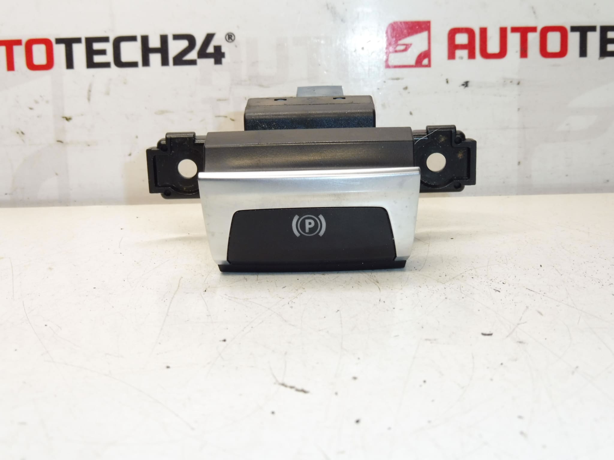 Peugeot 308 T9 Håndbremsestyring 96785851VV