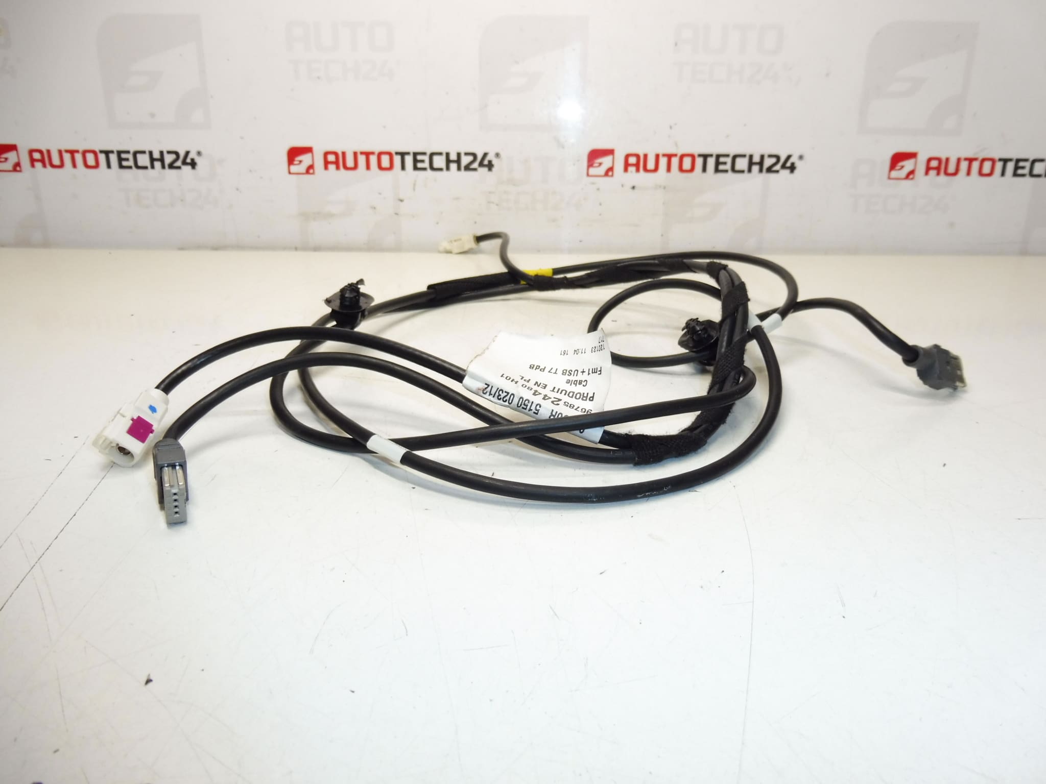 USB-volumen Peugeot 308 T7 9678524480 9664701380 - Billede 2