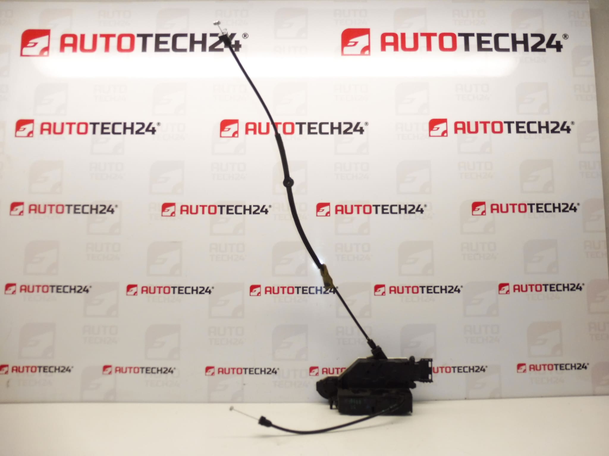 Passagerdørlås foran Peugeot 207 24099816 24097816 24095816