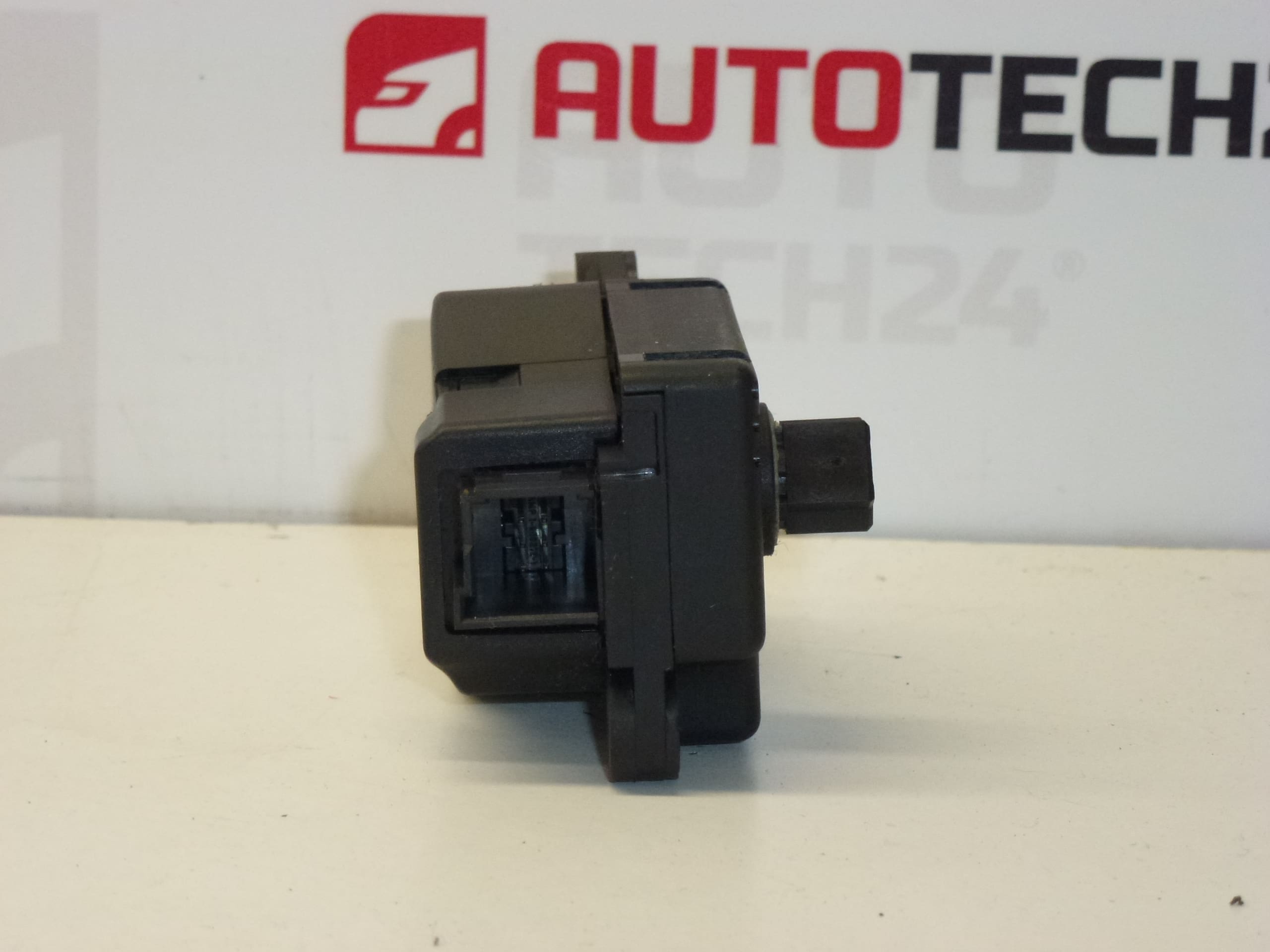 Servo Valeo Citroën Peugeot F663746X.A 6447NL - Billede 2
