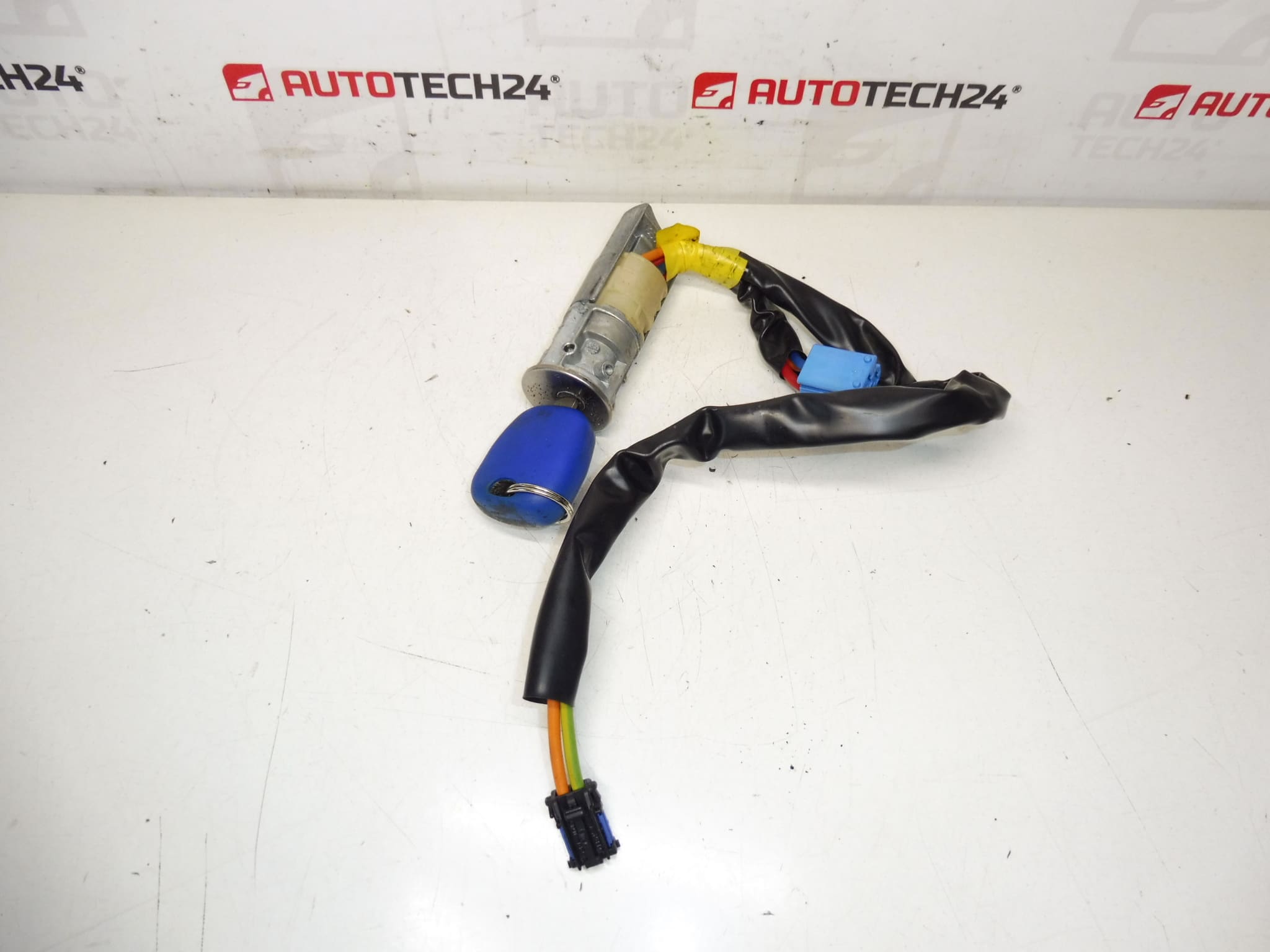 Afbryderboks Peugeot 206 1 nøgle 4162Z1