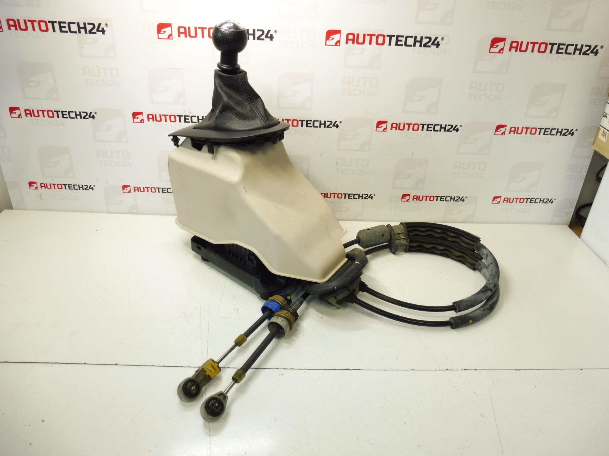 Peugeot 308 T7 gearkasse 9672735680 2400KV