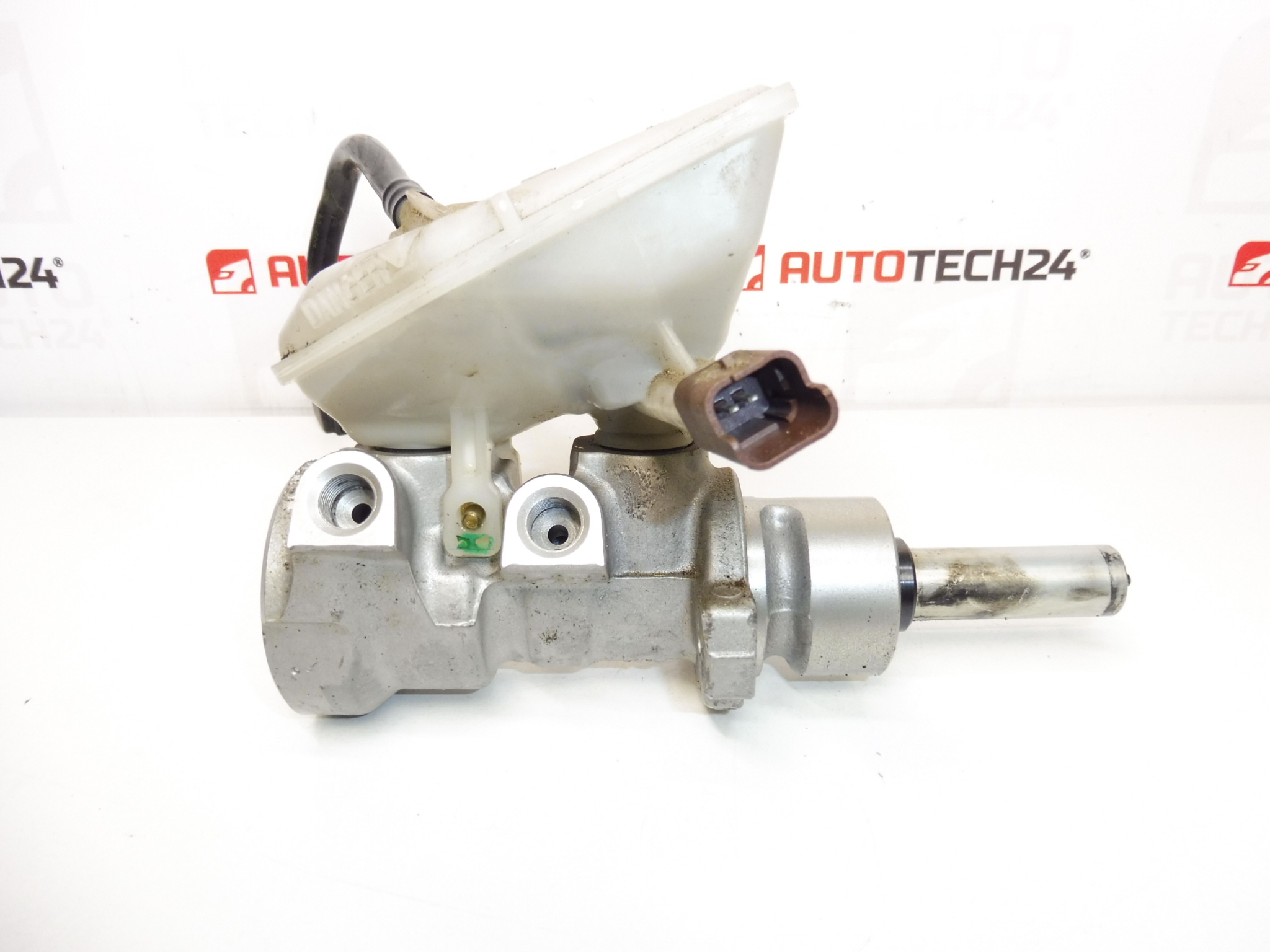 Hovedbremsesylinder BOSCH Citroën Peugeot 0204123596 22472579 4601L2