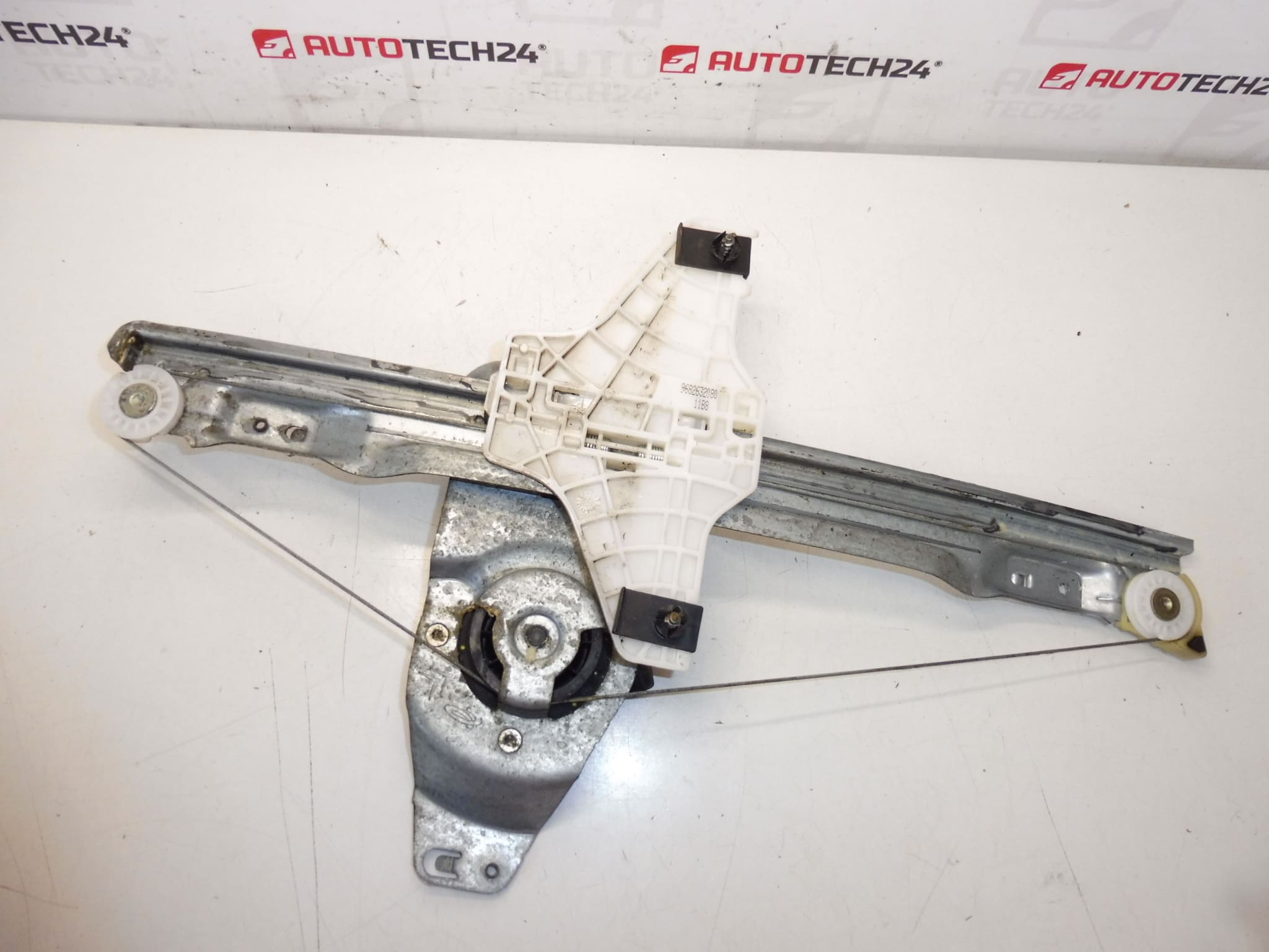 Citroën C4 Picasso 9224E4 Højre Bagrude Oprulningsmekanisme - Billede 2