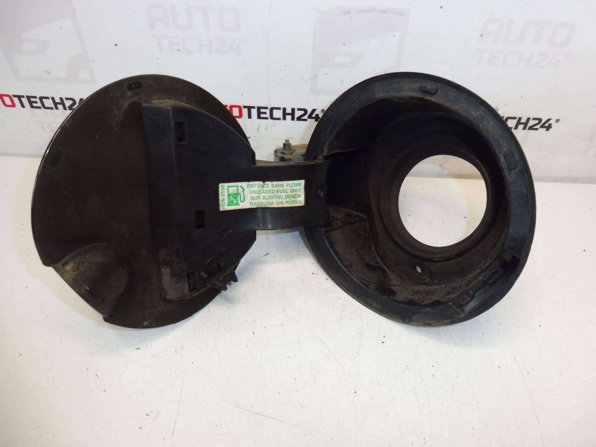 Tankdæksel KDK Citroën C3 II A51 1517H3 - Billede 2
