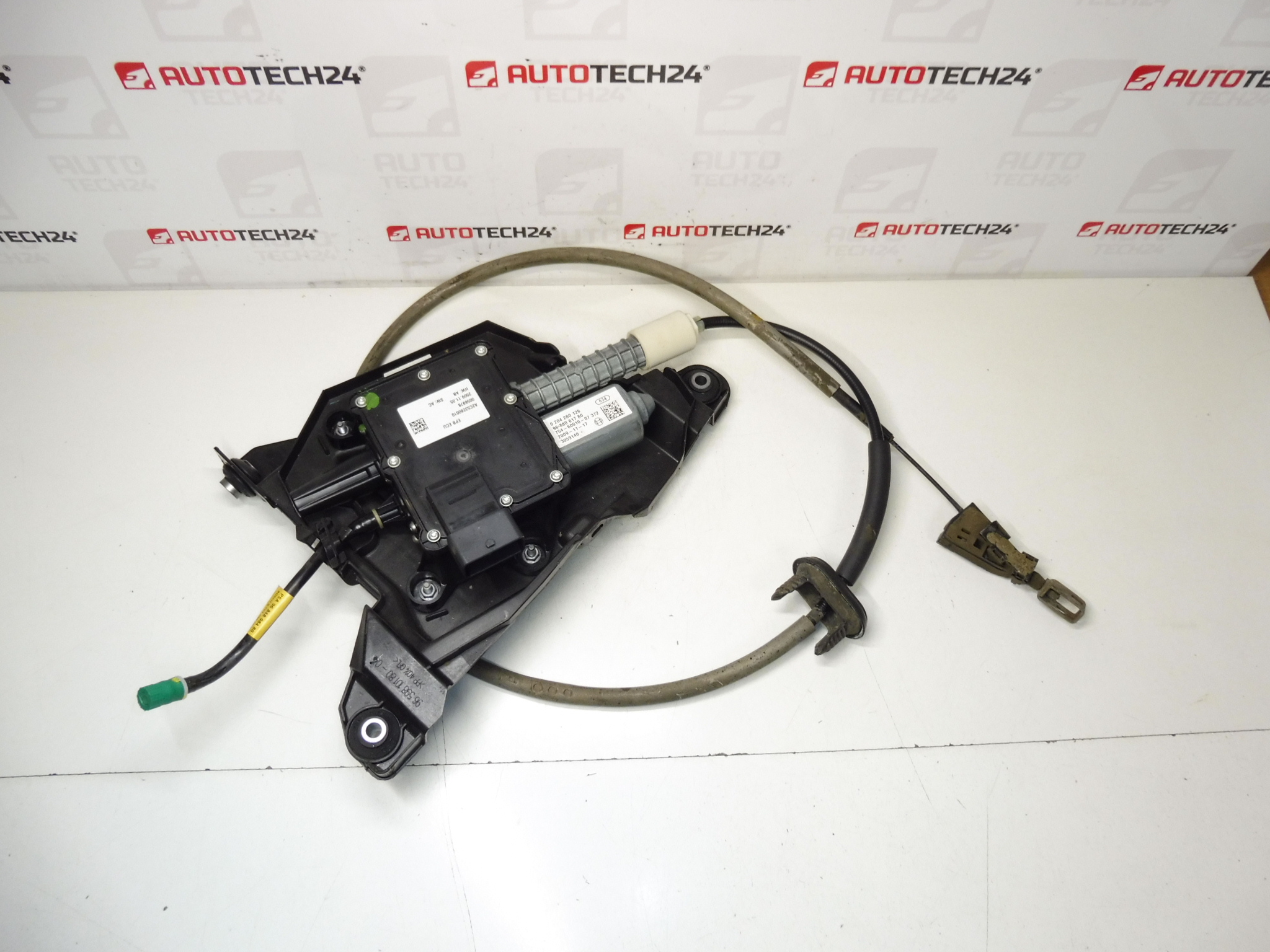 Elektronisk håndbremse Peugeot 3008 I 0204280099 9684898480 470209