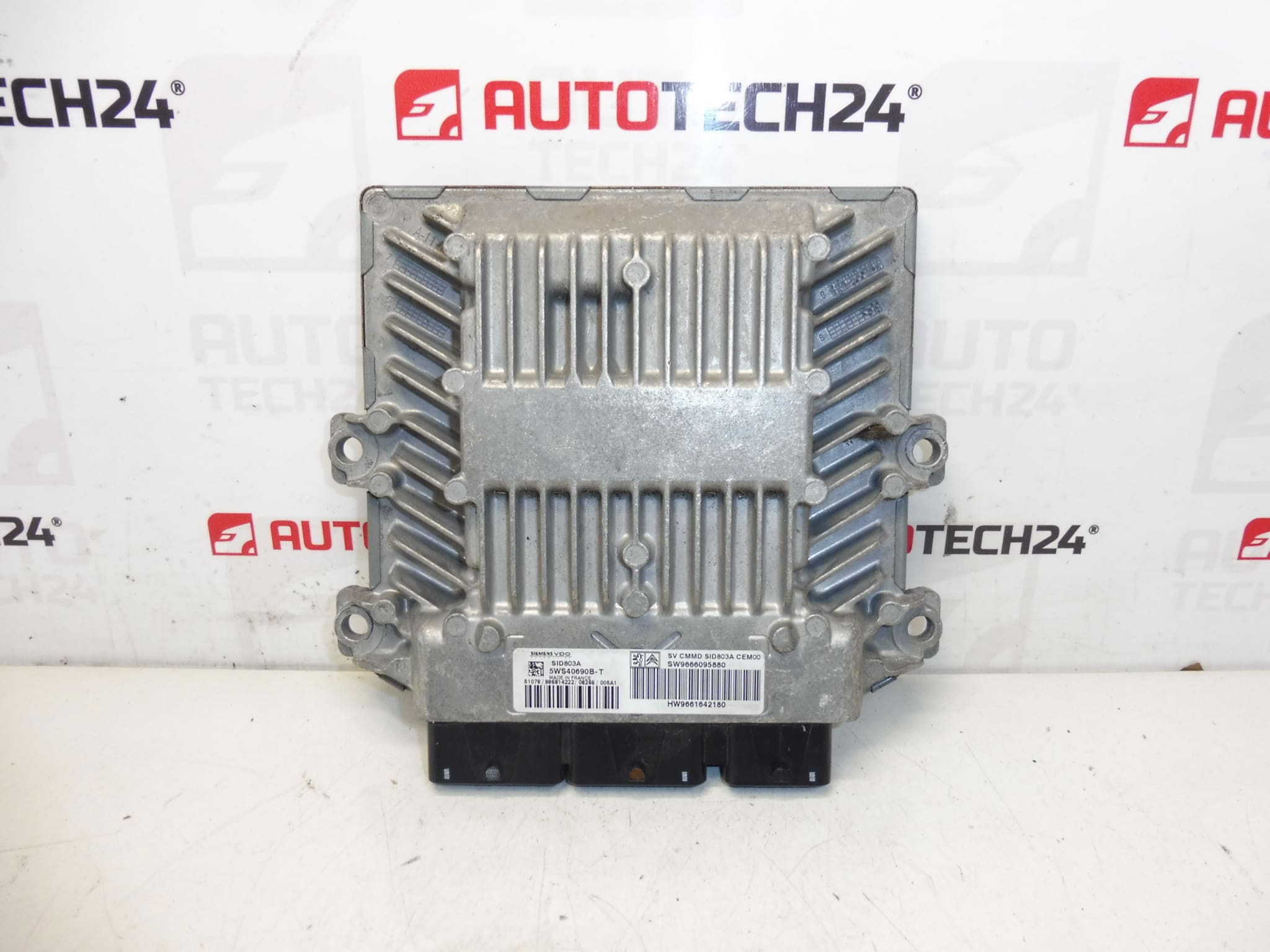 ECU Siemens VDO SID803A 5ws40690B-T 9661642180 9666095880