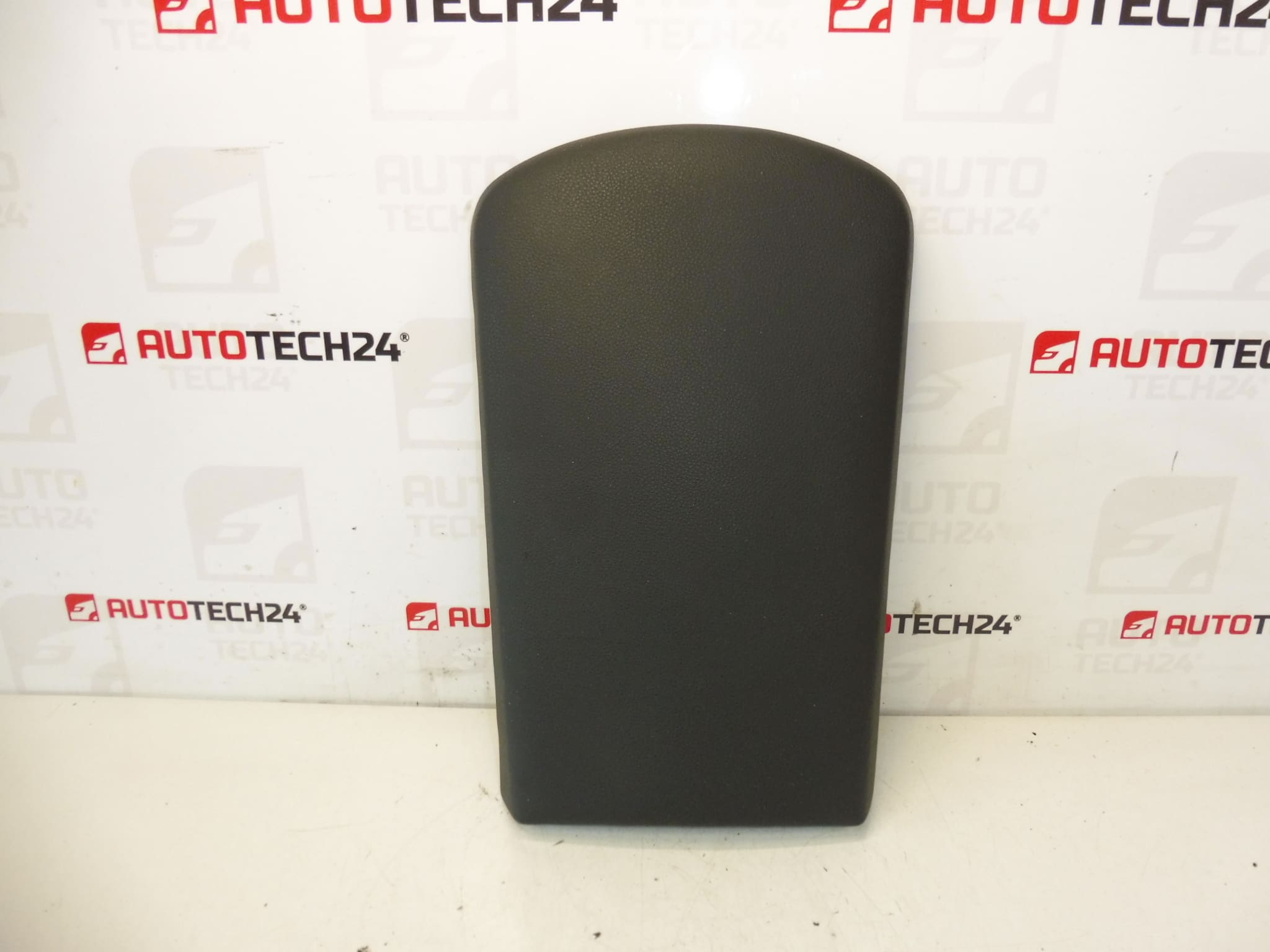 Peugeot 3008 5008 Armlæn polstring 9686610877 7591S9