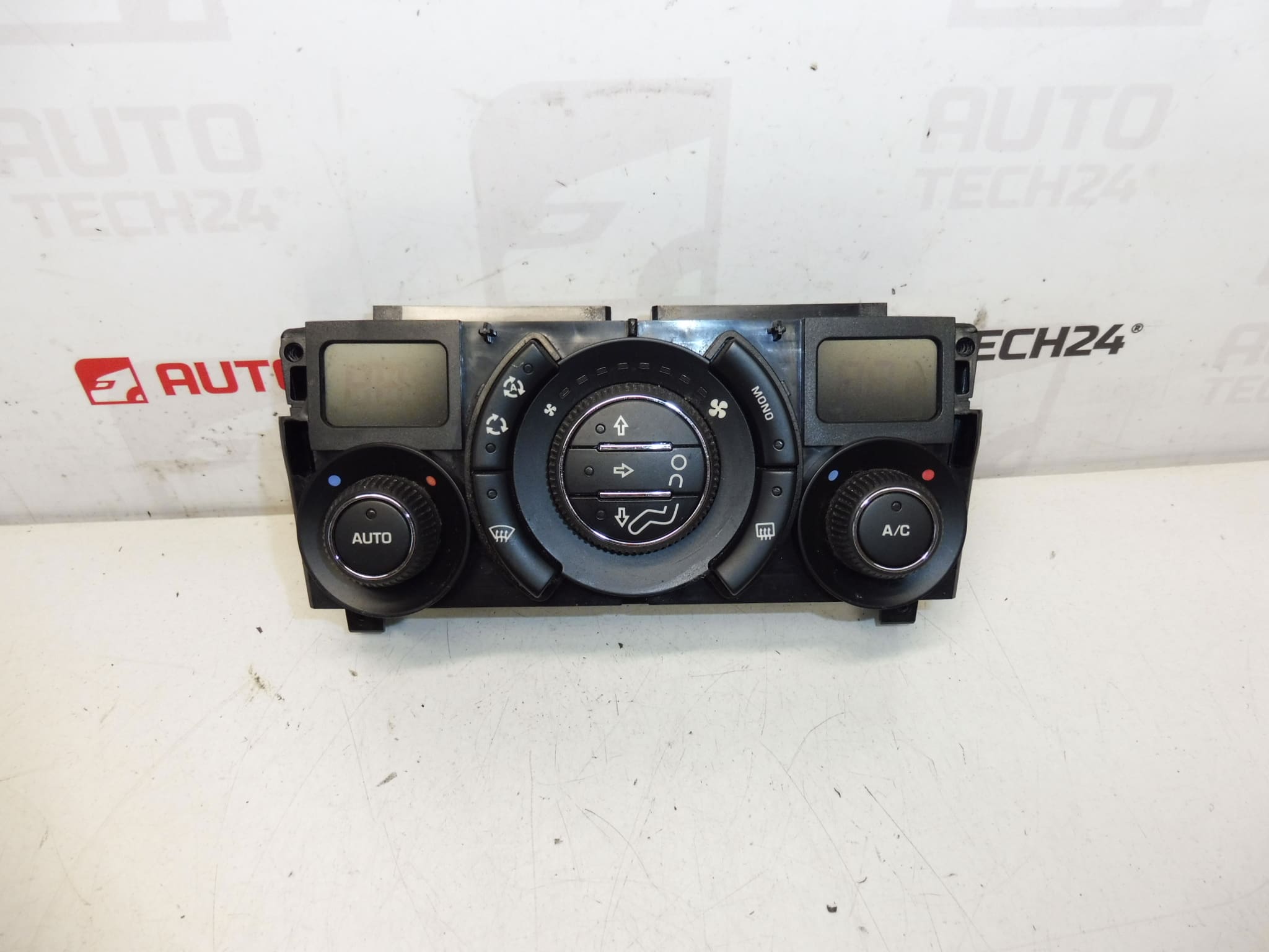 Peugeot 3008 5008 Varme- og klimastyring 96738322XT 6451Y3