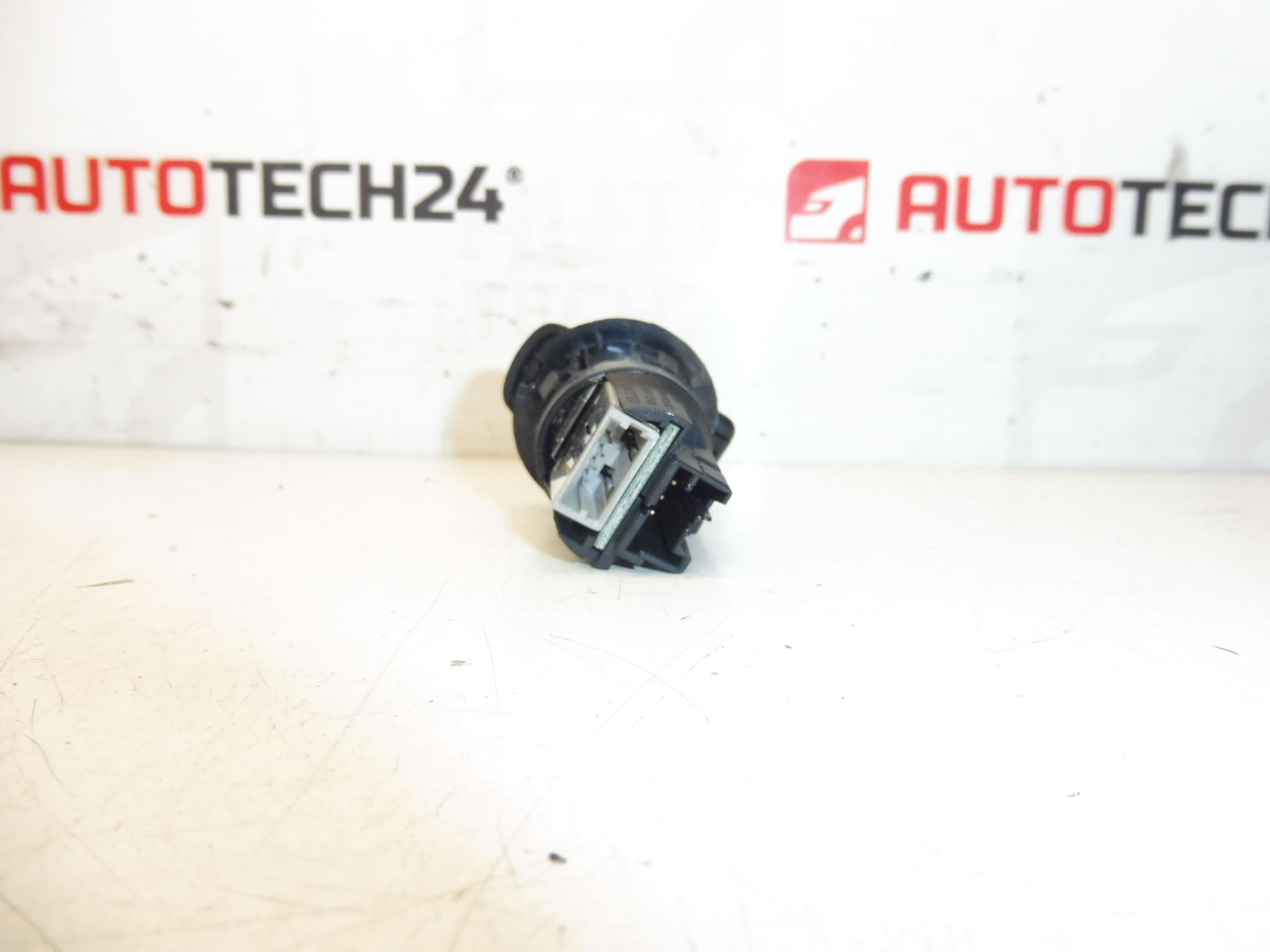 USB-stik Citroën Peugeot 96645227ZD 6574JV - Billede 2