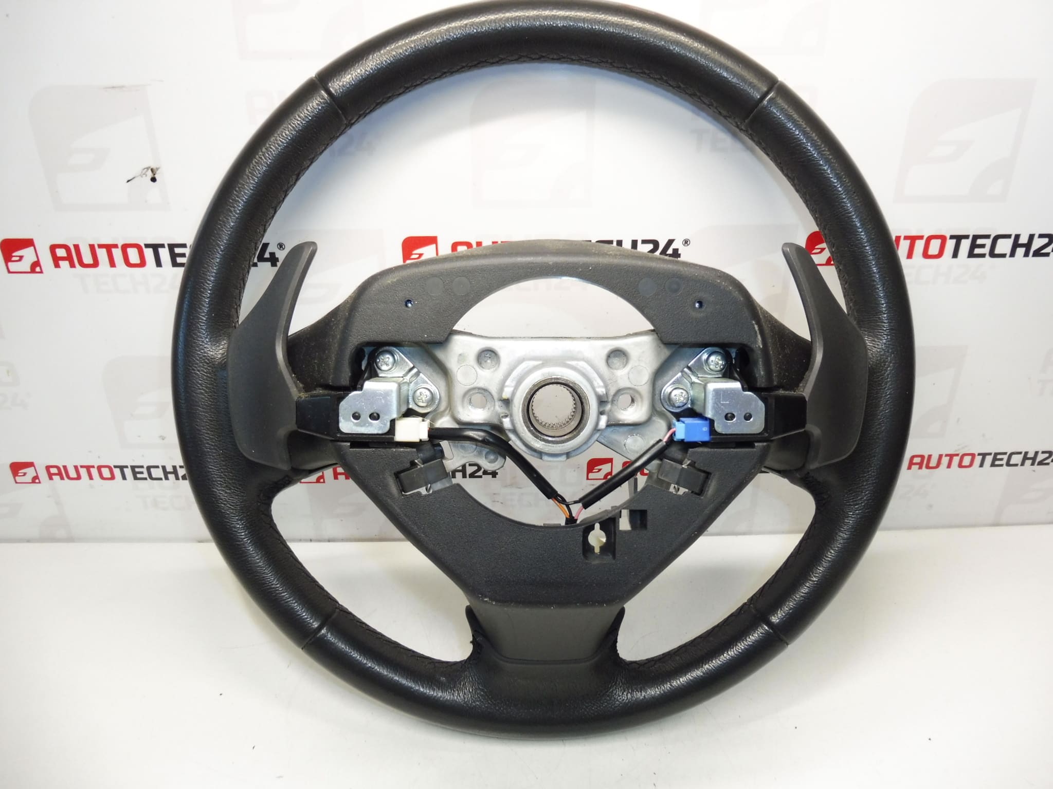 Citroen C1 Peugeot 107 45180-040-B 16080411 Rat