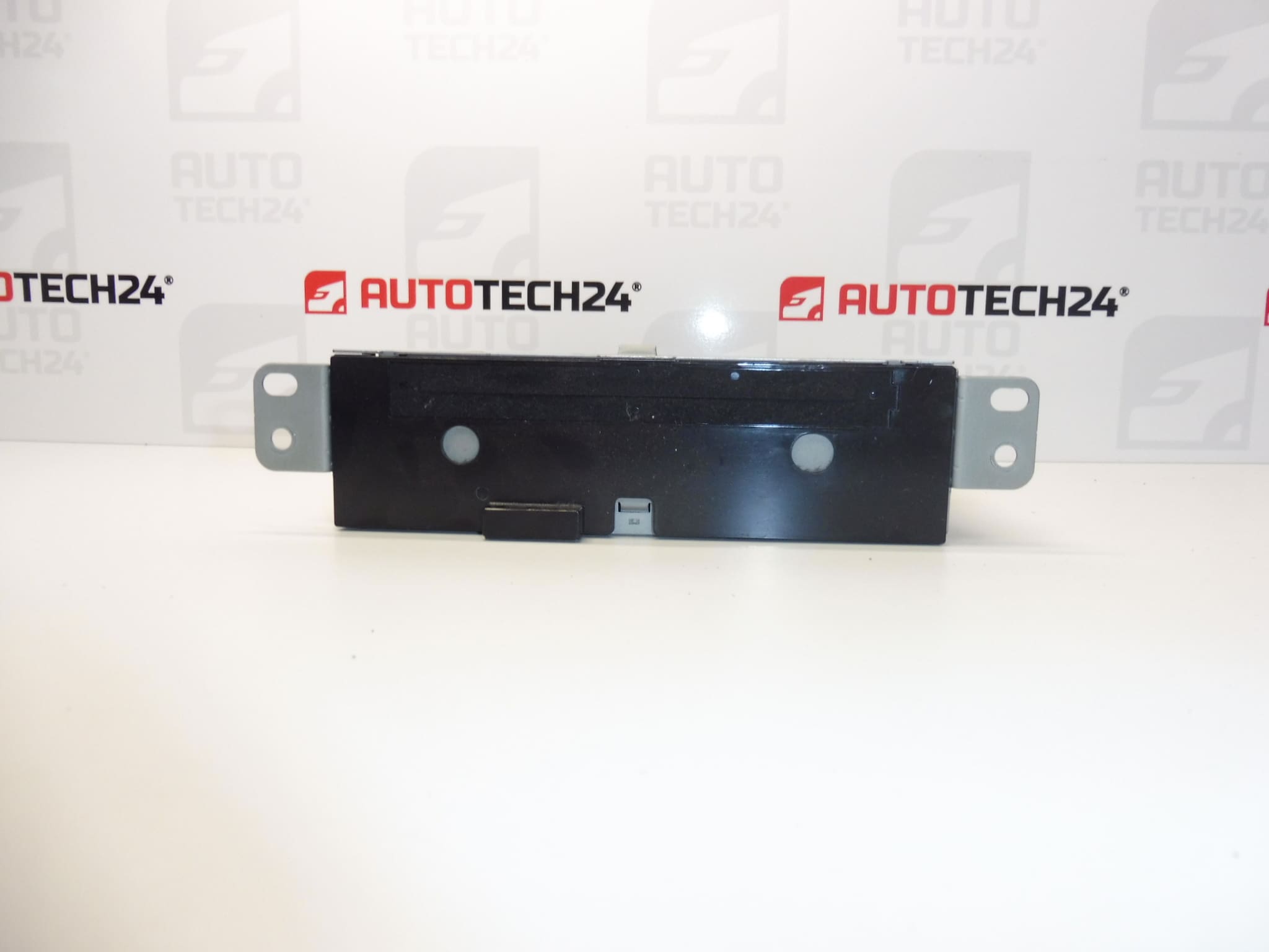Bilradio med CD Citroën C4 II 9676838180 6574SQ