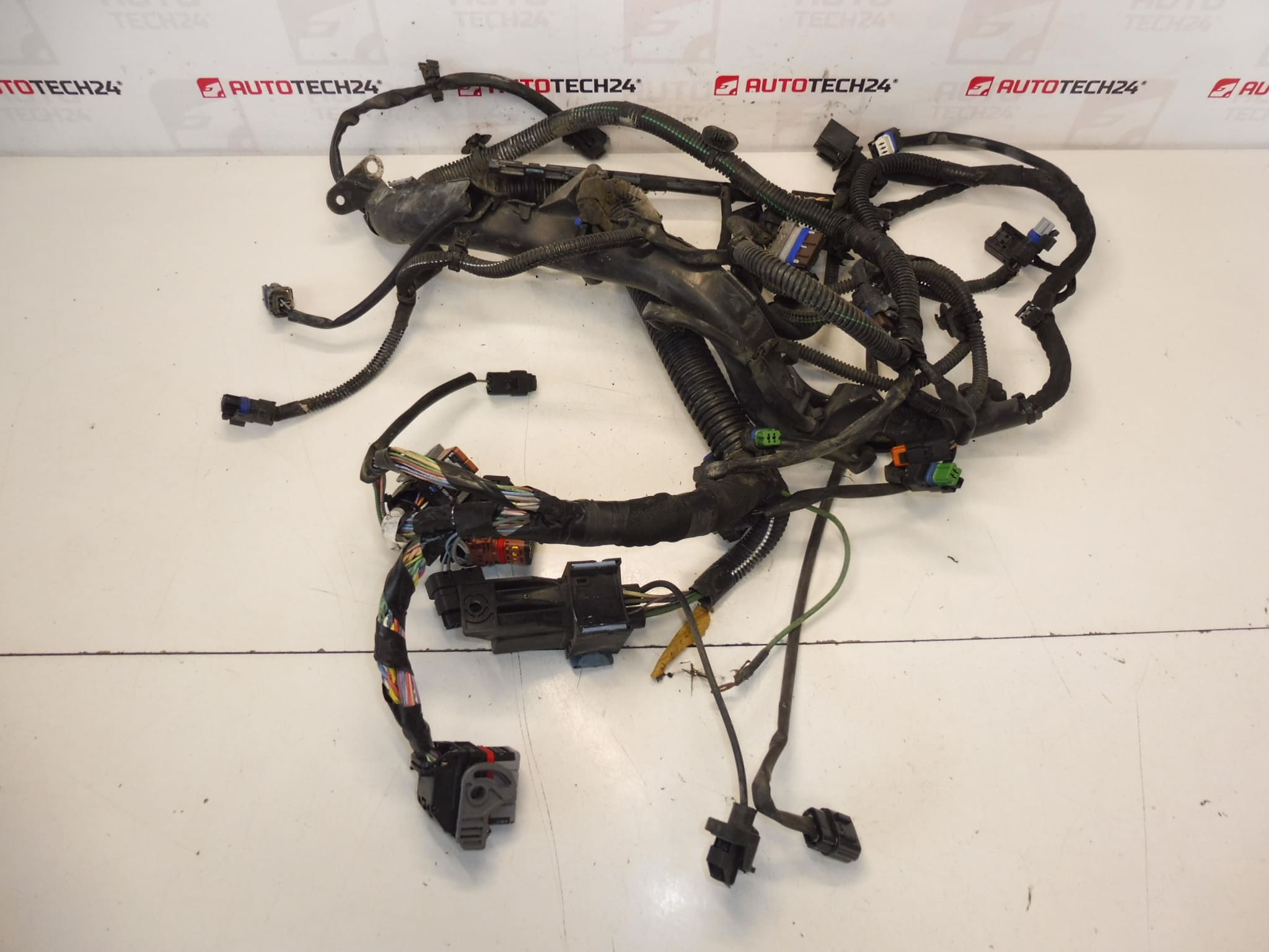 Sele Citroën Peugeot 2.0HDI RHJ 9684608680 6569RY