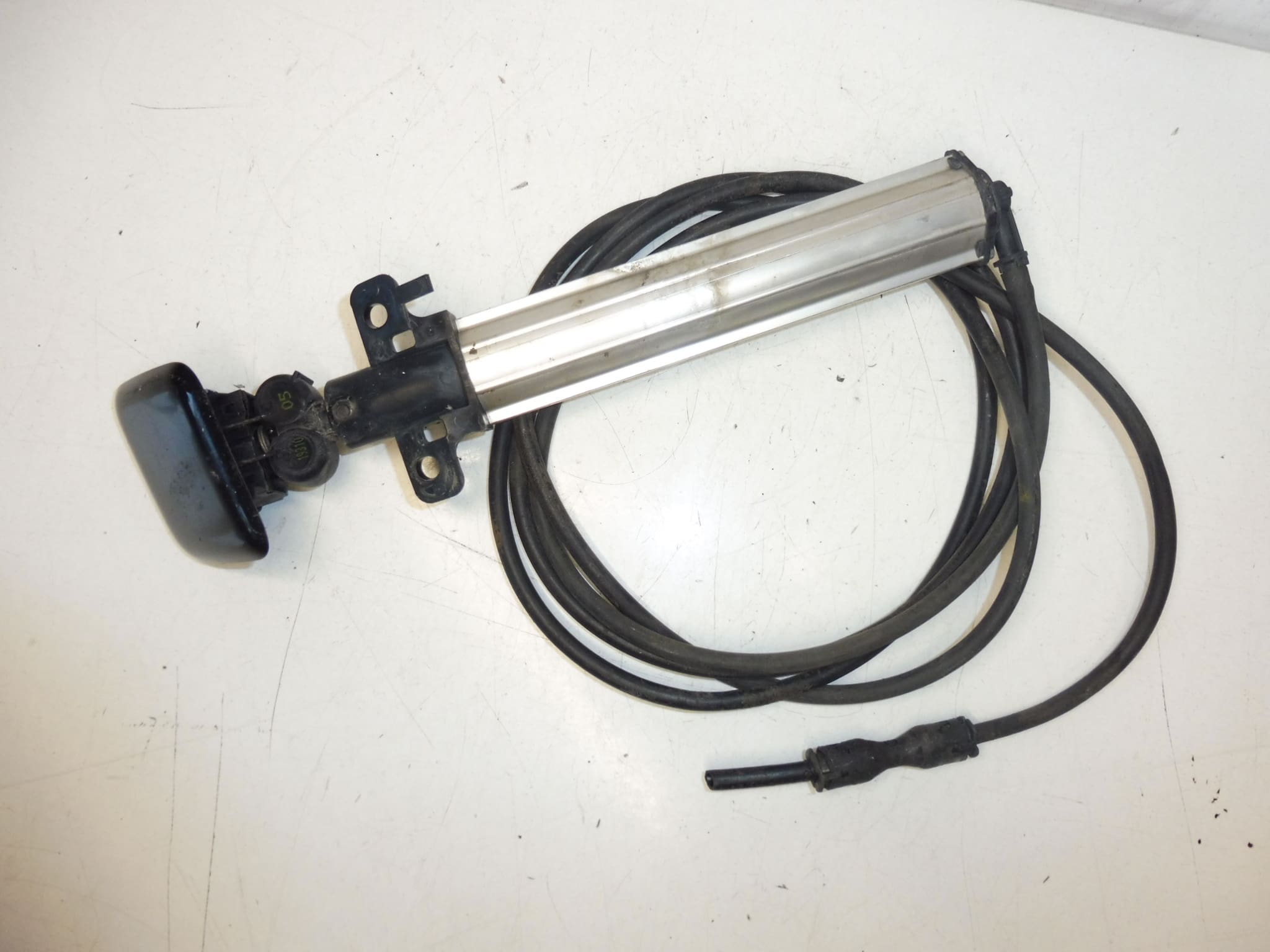 Venstre forlygtesprinklermundstykke Peugeot 308 T7 6438Y7 6438Z0 - Billede 2