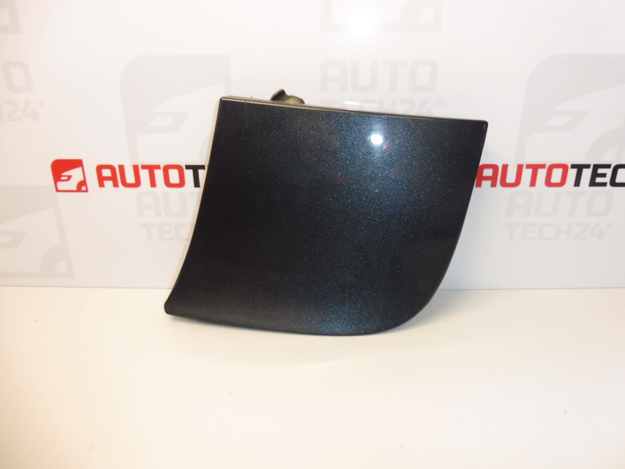 Dæksel til brændstofpåfyldningsklap KTA Peugeot 107 Citroën C1 KTB 1517C5 1517C9